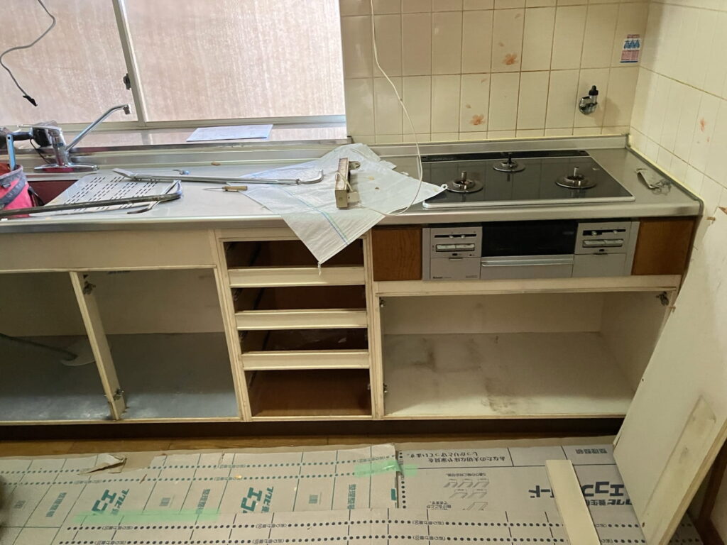 多治見市希望ヶ丘 キッチン 取付け