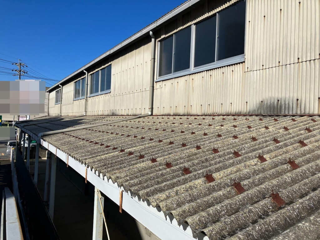 多治見市　工場　屋根