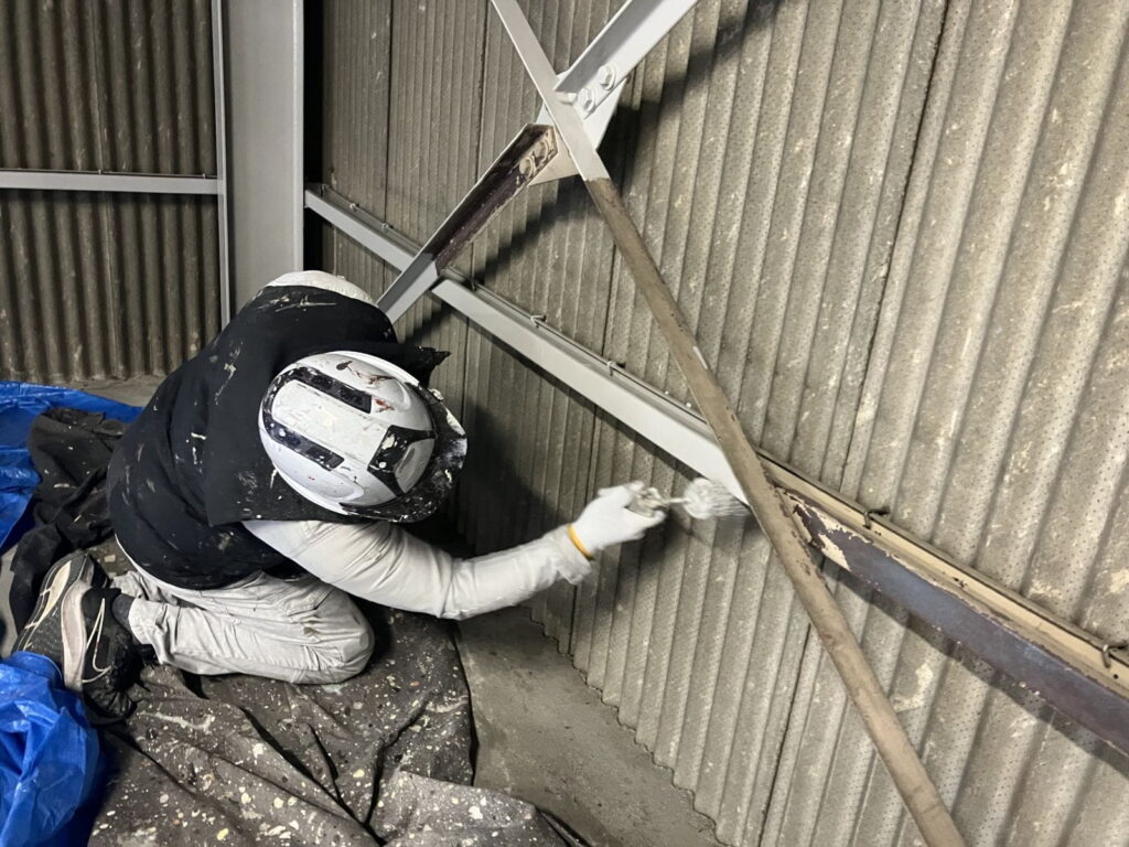 多治見市若松町　鉄骨塗装　倉庫　下塗り